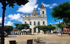 transito-no-centro-historico-de-salvador-tera-mudancas-para-gravacoes-de-filme-sobre-divaldo-franco;-confira