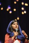 malala-vai-patrocinar-tres-brasileiras-que-lutam-pela-educacao-de-meninas